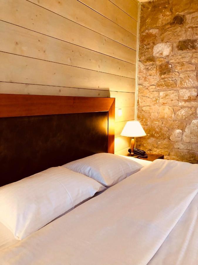 Alpen House Hotel & Suites Arachova Exterior photo