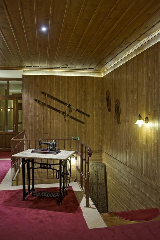 Alpen House Hotel & Suites Arachova Exterior photo